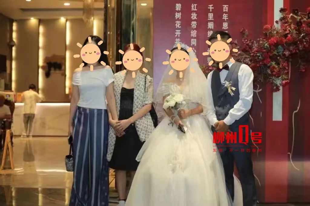 DƬ